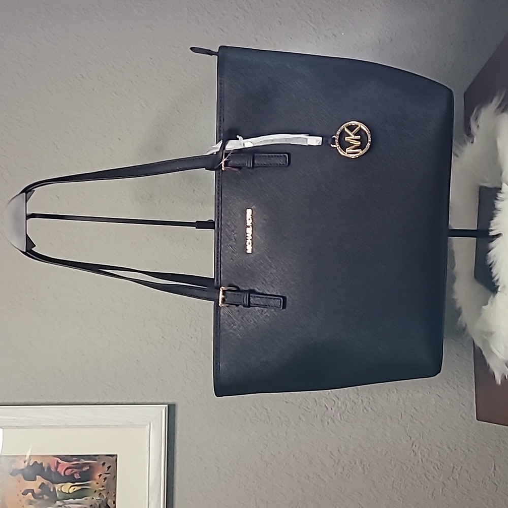 MICHAEL KORS Jet Set TZ Tote Bag Black Leather NWT 38H3GJ6T3L